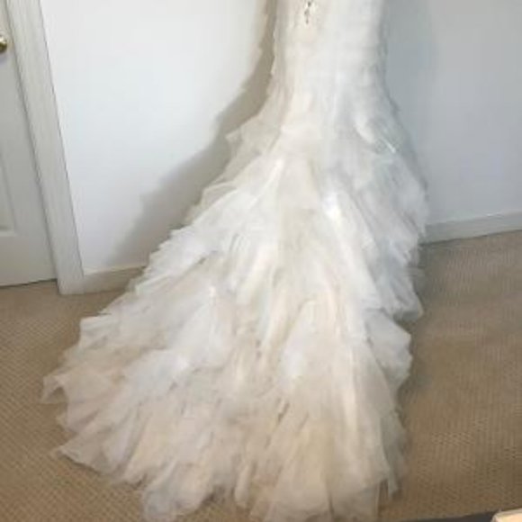 MARRA'S - Picture 7 of 8